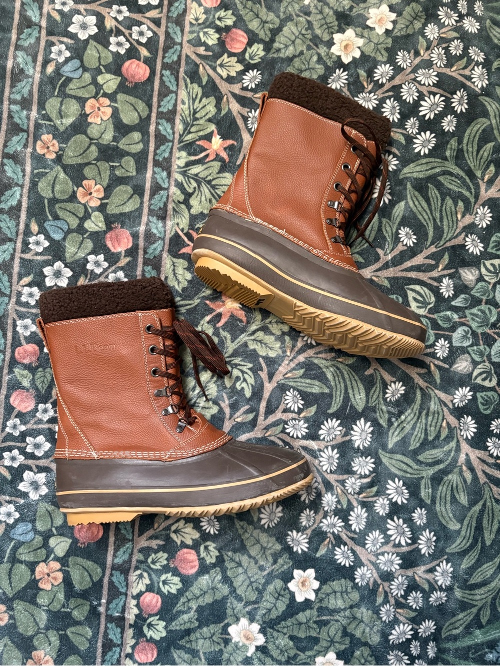 Men’s LL Bean Snow Boots with Tumbled Leather